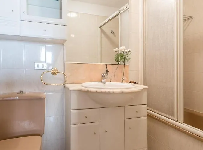 Cruz Harbor Views: Seaside Prime Location Apartamento *